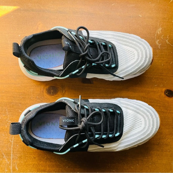 Vionic Fortune Women’s Walking Sneakers White/Black Med Width Size 7 - Picture 4 of 11